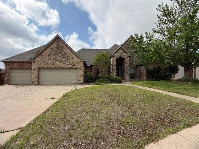 Front exterior — 2704 SW 136th Street, Oklahoma City, OK 73170