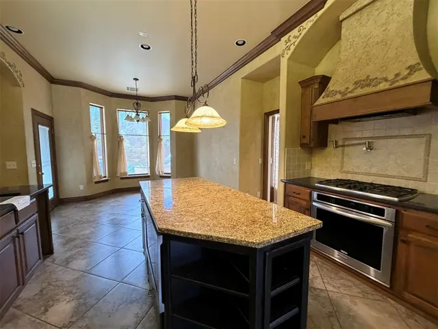 Photo 6 — 2704 SW 136th Street, Oklahoma City, OK 73170