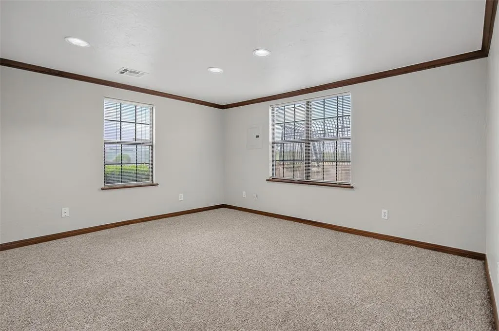 Photo 10 — 2127 SE 44th Street, Oklahoma City, OK 73129
