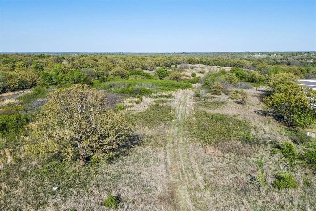 Photo 3 — 6695 120TH Street, Slaughterville, OK 73068