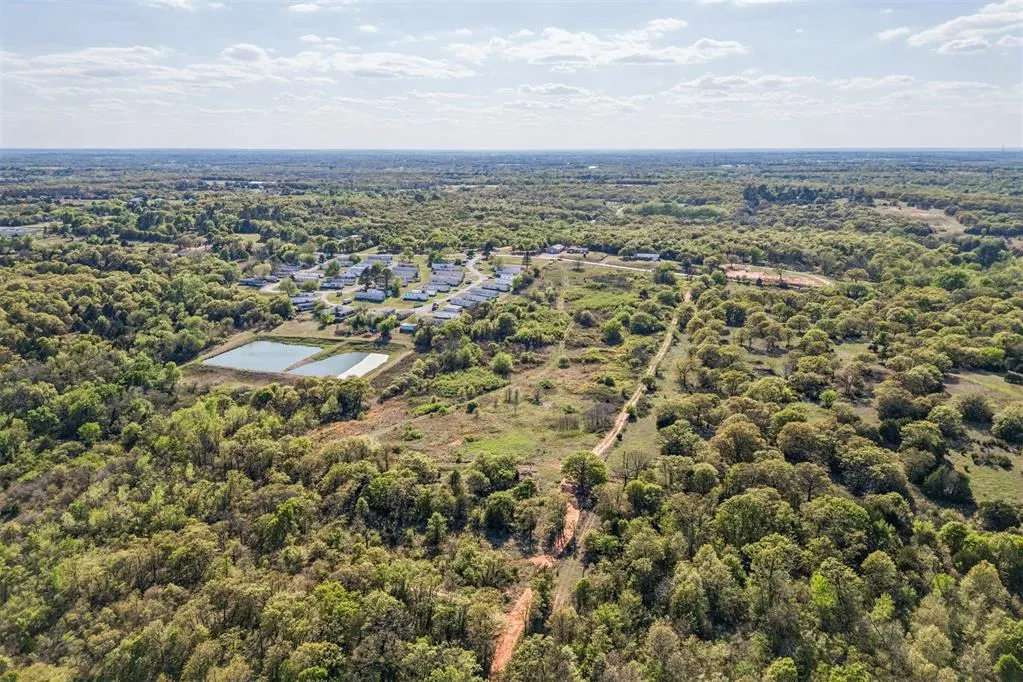 Photo 11 — 6695 120TH Street, Slaughterville, OK 73068