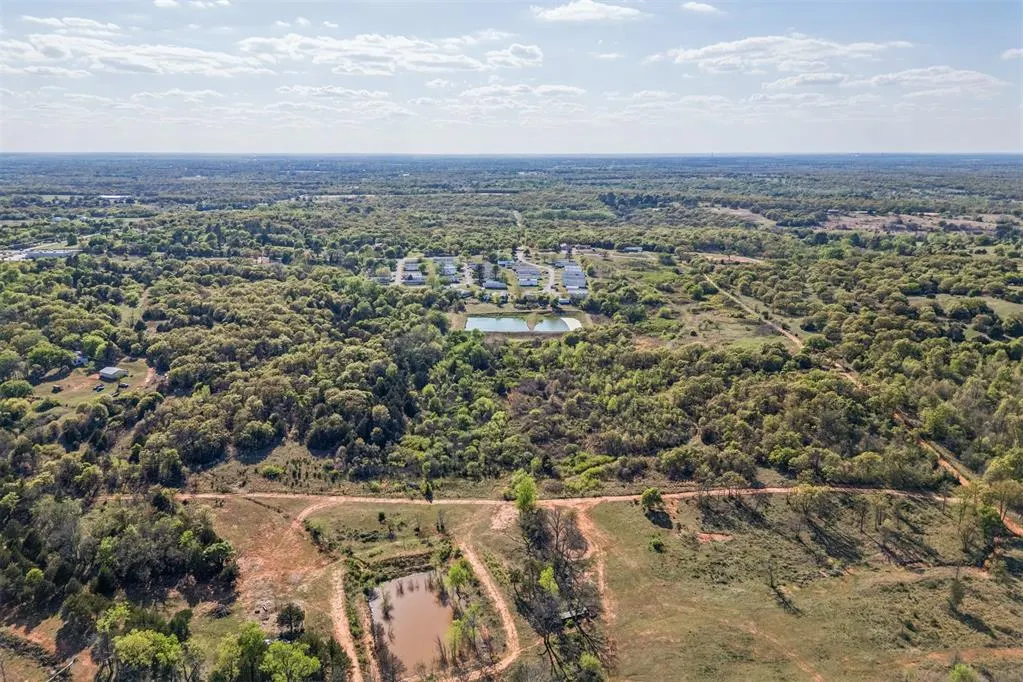 Photo 14 — 6695 120TH Street, Slaughterville, OK 73068