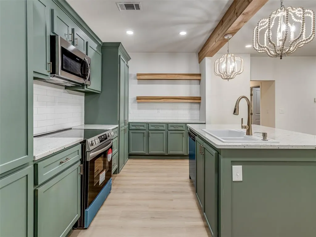 Photo 7 — 1723 W Park Place, Oklahoma City, OK 73106