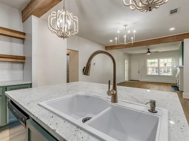 Photo 8 — 1723 W Park Place, Oklahoma City, OK 73106