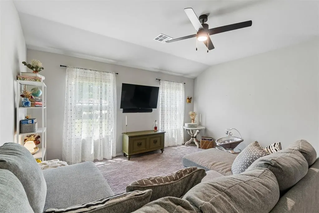 Photo 2 — 10440 NW 17th Street, Oklahoma City, OK 73127