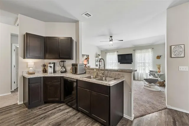 Photo 8 — 10440 NW 17th Street, Oklahoma City, OK 73127