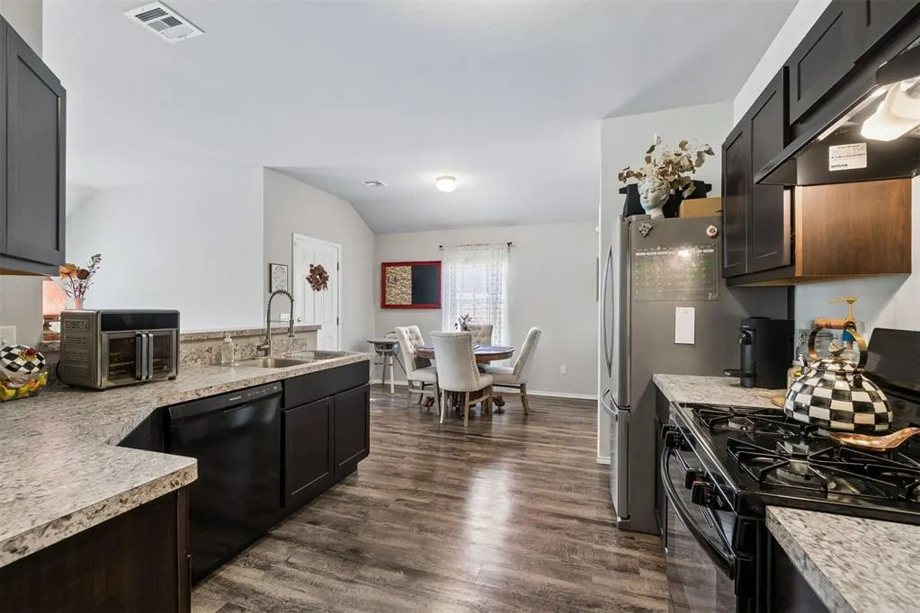 Photo 9 — 10440 NW 17th Street, Oklahoma City, OK 73127