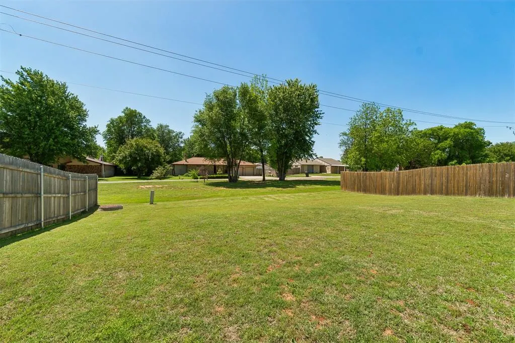 Photo 24 — 10440 NW 17th Street, Oklahoma City, OK 73127