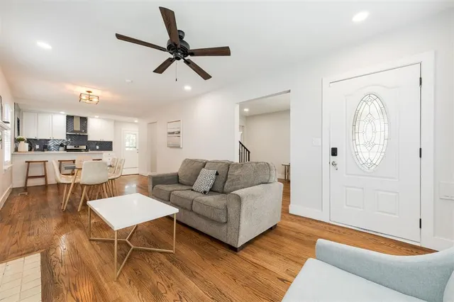 Photo 5 — 2237 NW 30th Street, Oklahoma City, OK 73112