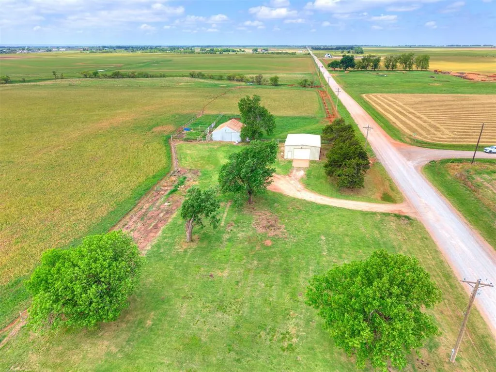 Photo 2 — 13320 E 770 Road, Kingfisher, OK 73750