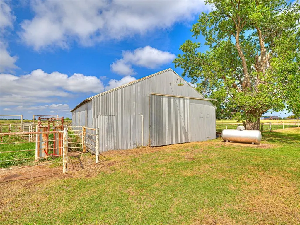 Photo 35 — 13320 E 770 Road, Kingfisher, OK 73750
