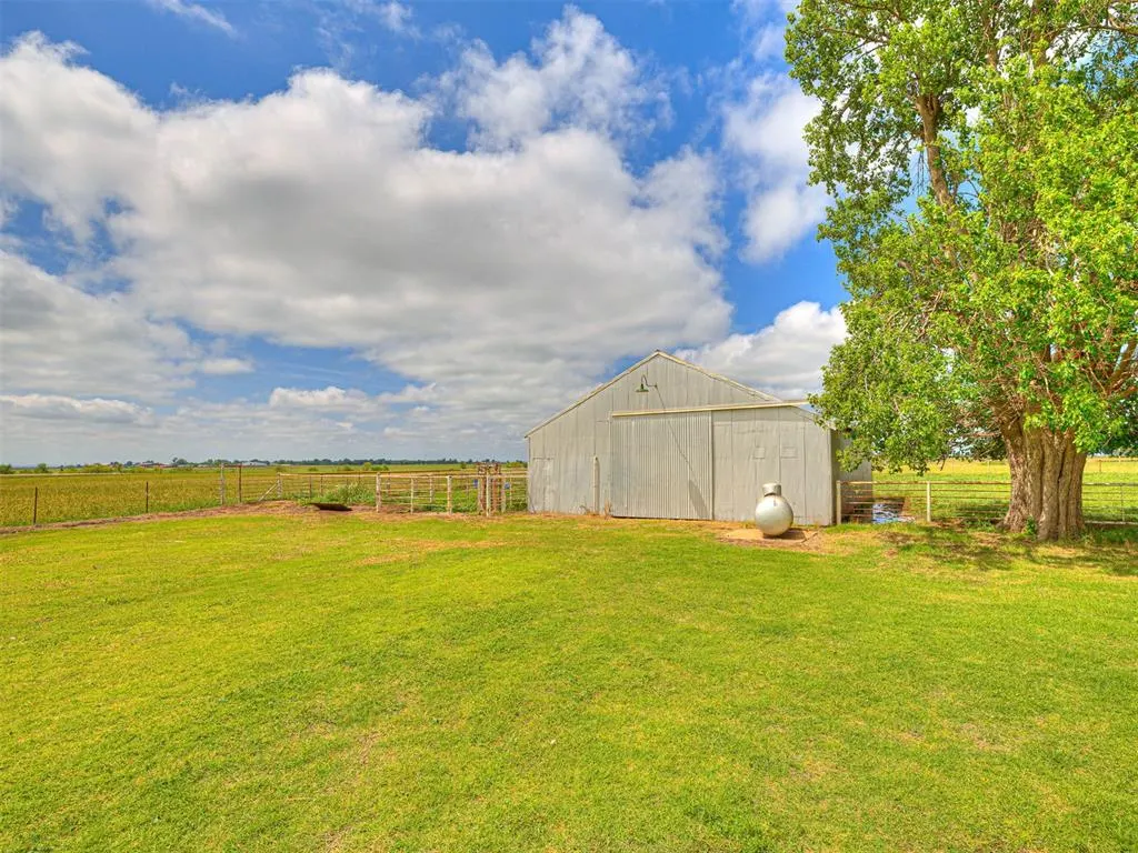 Photo 38 — 13320 E 770 Road, Kingfisher, OK 73750