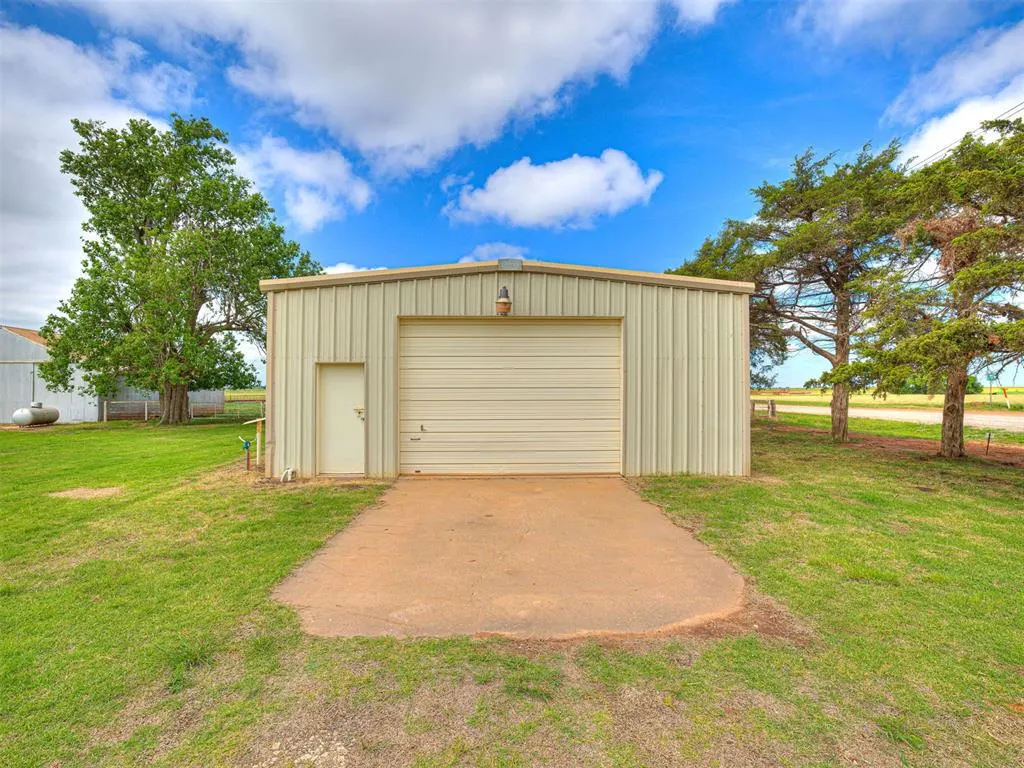 Photo 40 — 13320 E 770 Road, Kingfisher, OK 73750