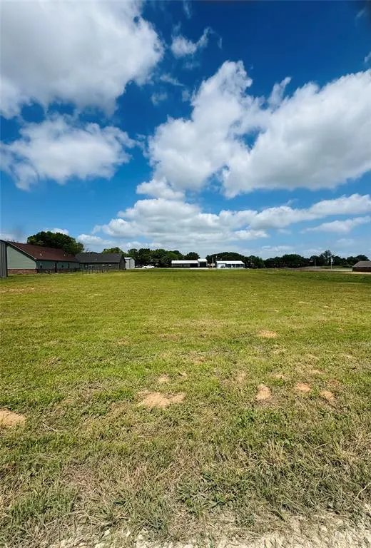 Photo 2 — 11948 Xander Lane, Kingston, OK 73439