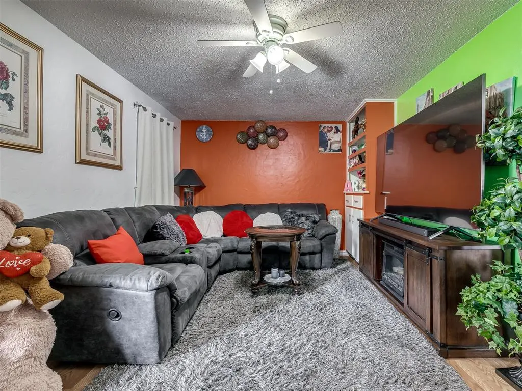 Photo 7 — 3737 NW 26th Street, Oklahoma City, OK 73107