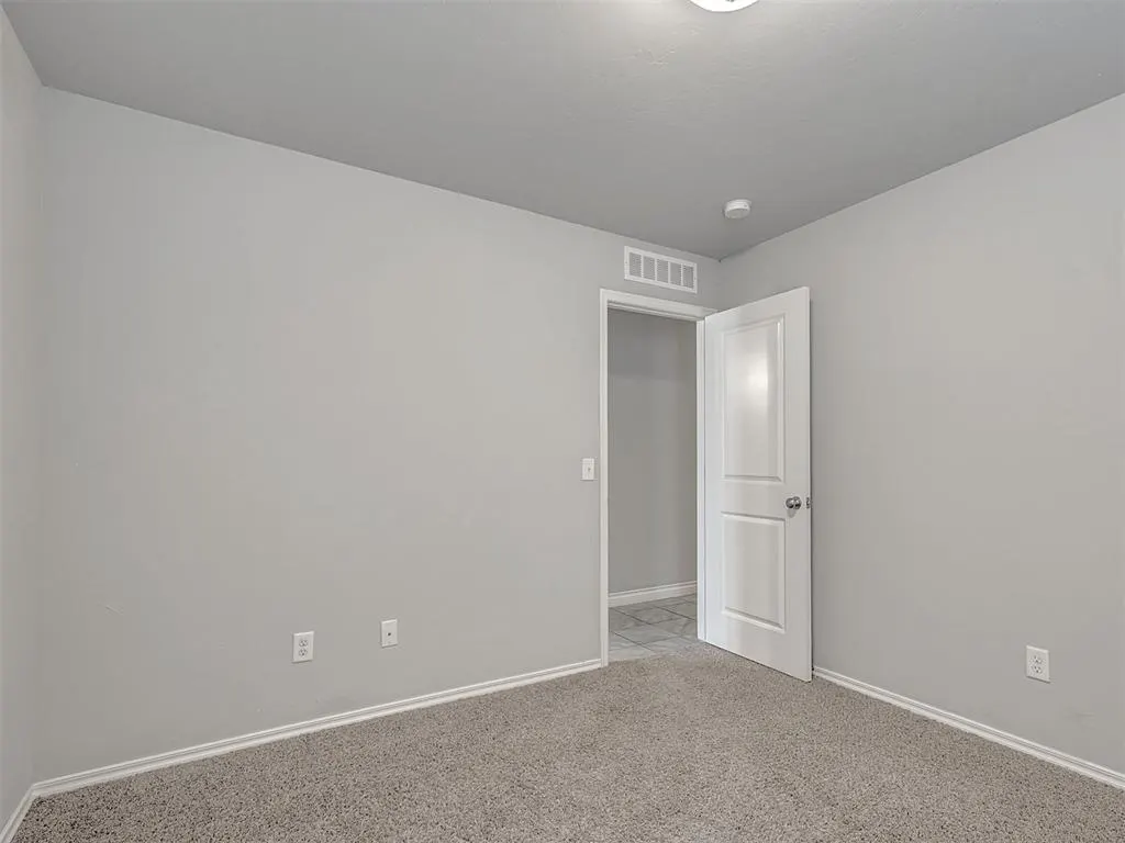 Photo 18 — 3304 Eaglerock Lane, Norman, OK 73069