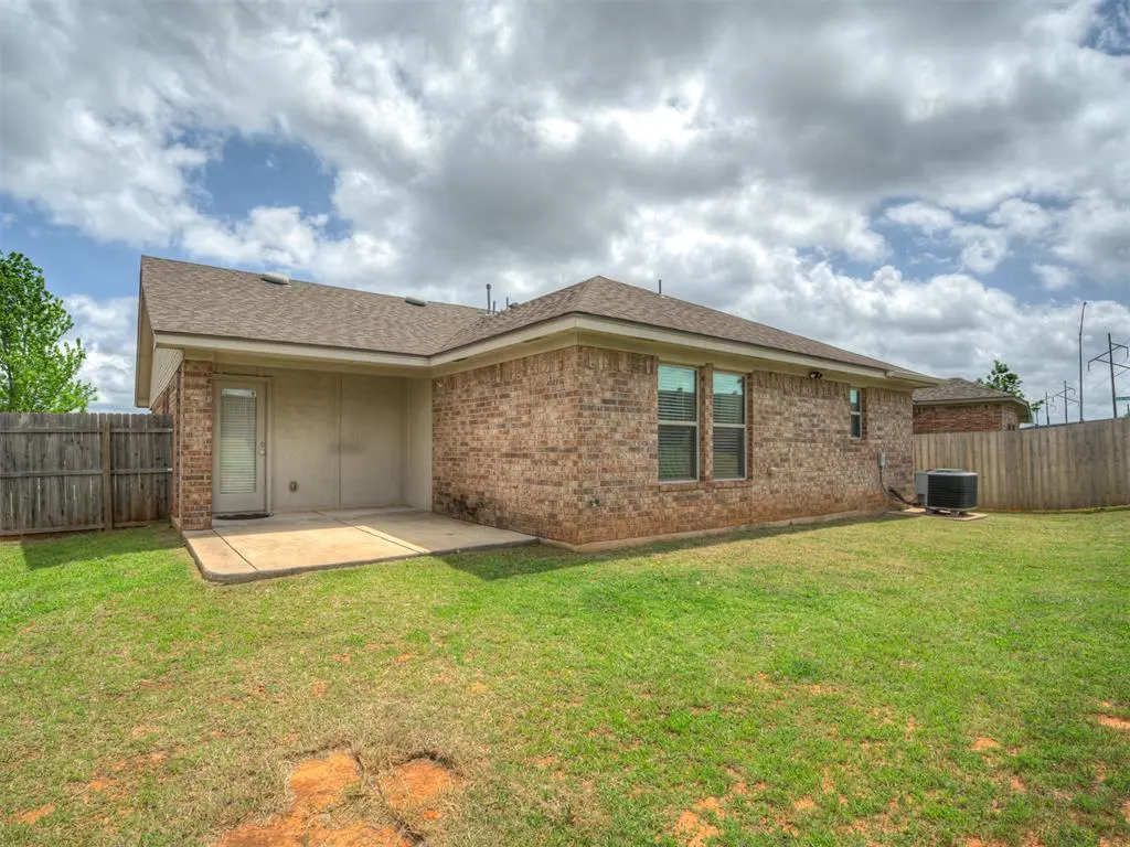 Photo 25 — 3304 Eaglerock Lane, Norman, OK 73069
