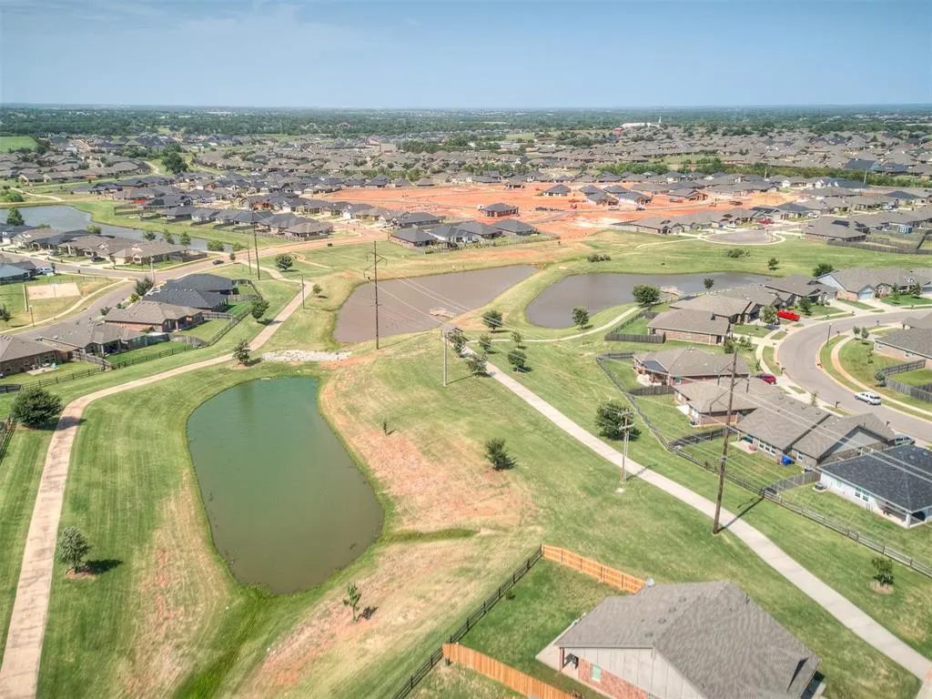 Photo 31 — 3304 Eaglerock Lane, Norman, OK 73069