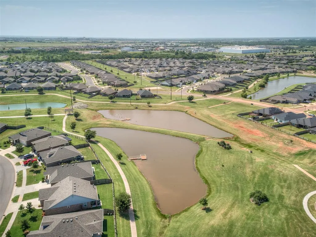 Photo 32 — 3304 Eaglerock Lane, Norman, OK 73069