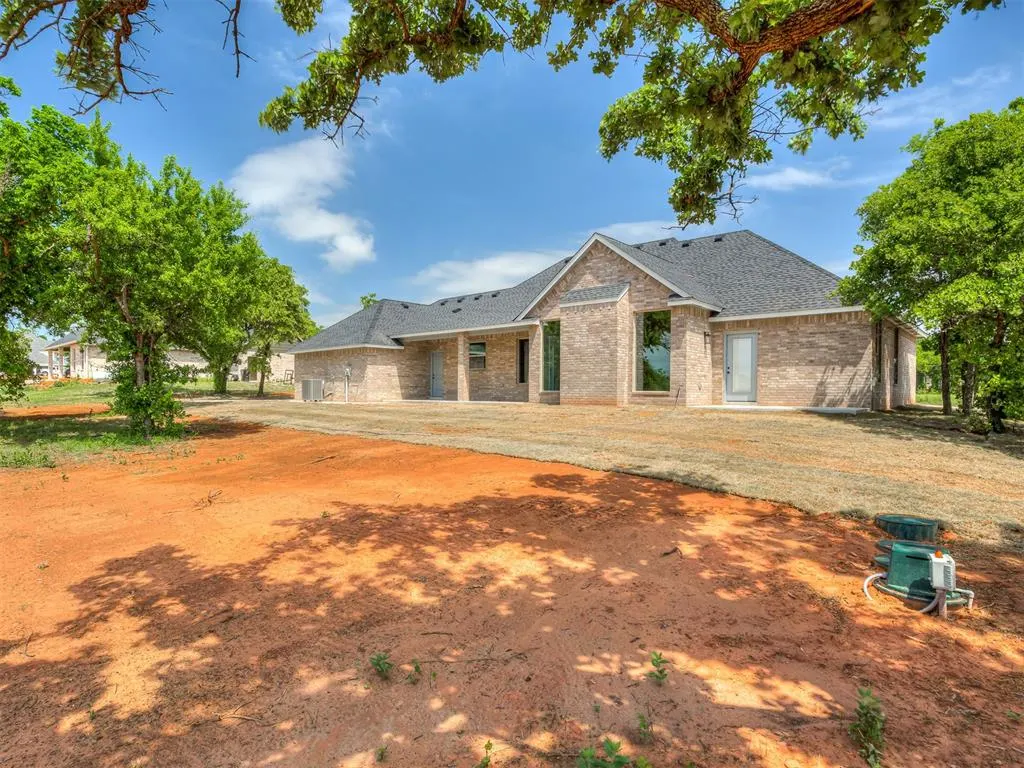 Photo 36 — 1228 Jerzee Mae Rd, Blanchard, OK 73010