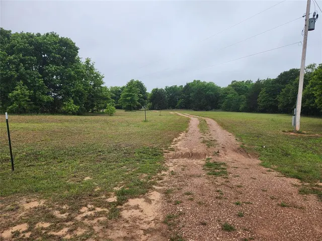 Photo 7 — 42568 Tooley Road, Asher, OK 74826