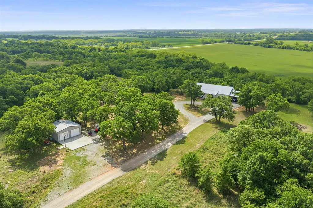 Photo 39 — 24634 E County Road 1560, Maysville, OK 73057