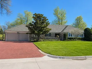 Sold home at 1701 Randel Road