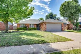 Sold home at 13233 Eastridge Drive