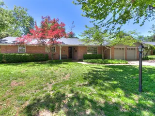 Sold home at 2626 Chateau Drive