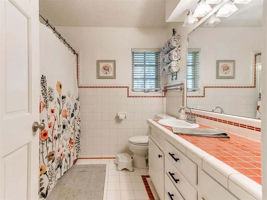 Photo 28 — 2626 Chateau Drive, Norman, OK 73069