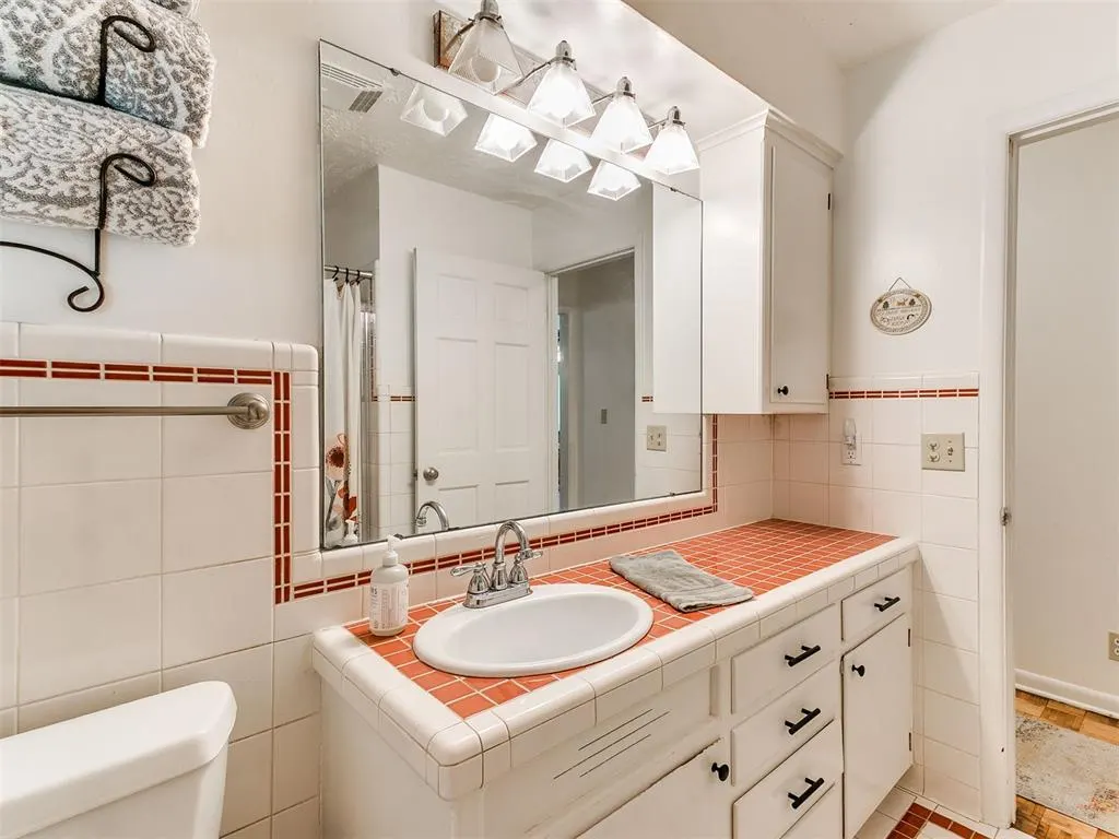 Photo 29 — 2626 Chateau Drive, Norman, OK 73069