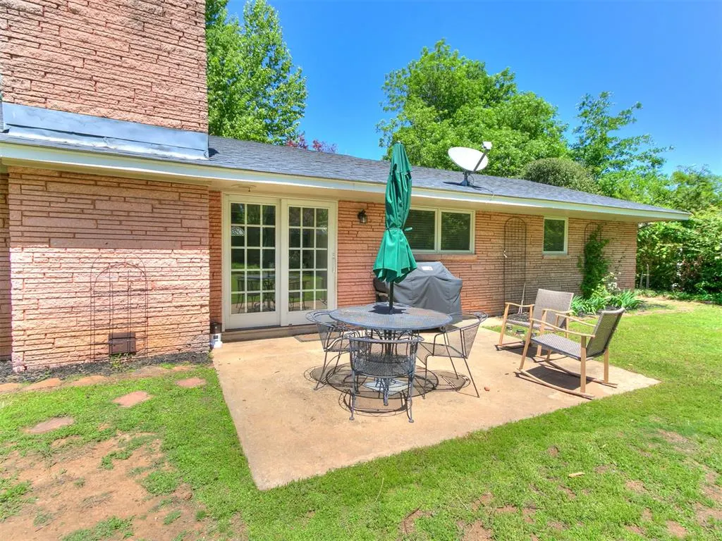 Photo 33 — 2626 Chateau Drive, Norman, OK 73069