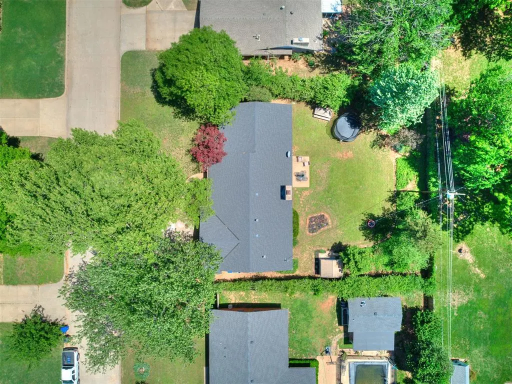 Photo 35 — 2626 Chateau Drive, Norman, OK 73069