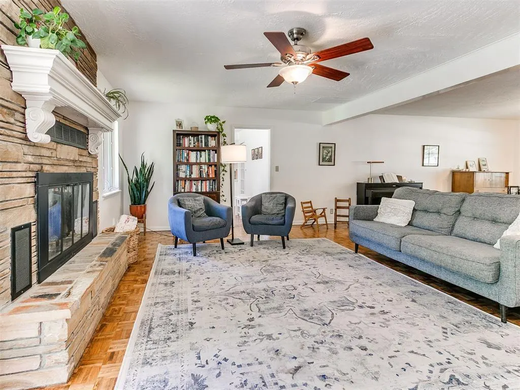Photo 10 — 2626 Chateau Drive, Norman, OK 73069