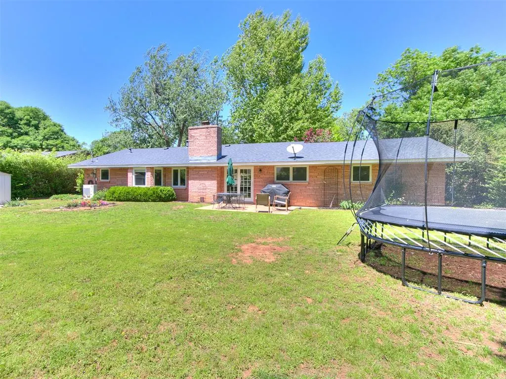 Photo 30 — 2626 Chateau Drive, Norman, OK 73069