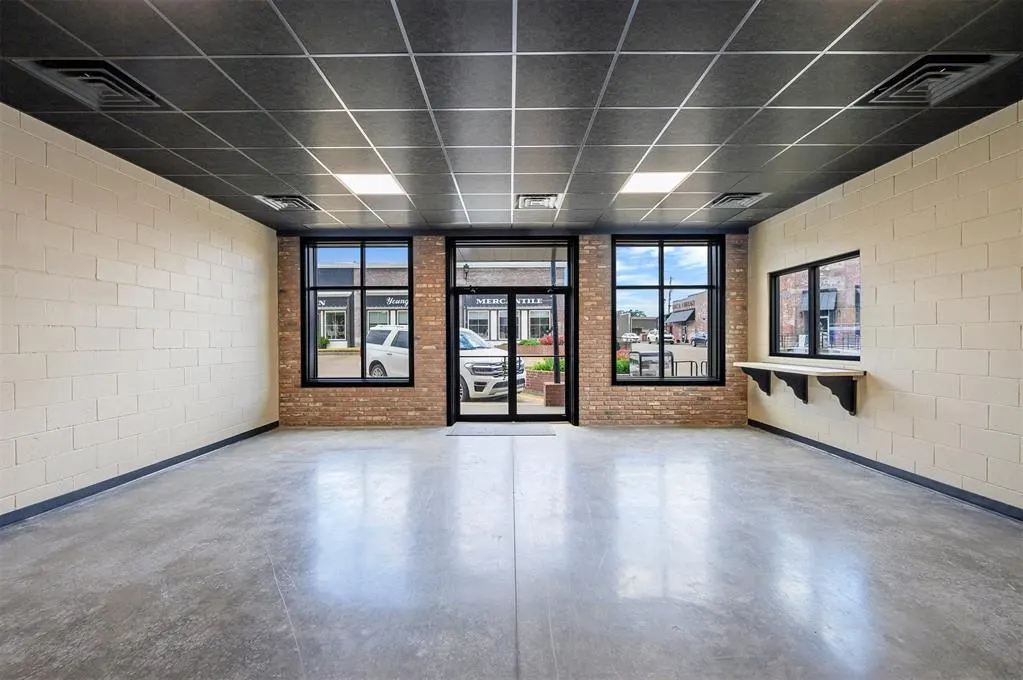 Photo 9 — 124 N Main Street, Broken Bow, OK 74728