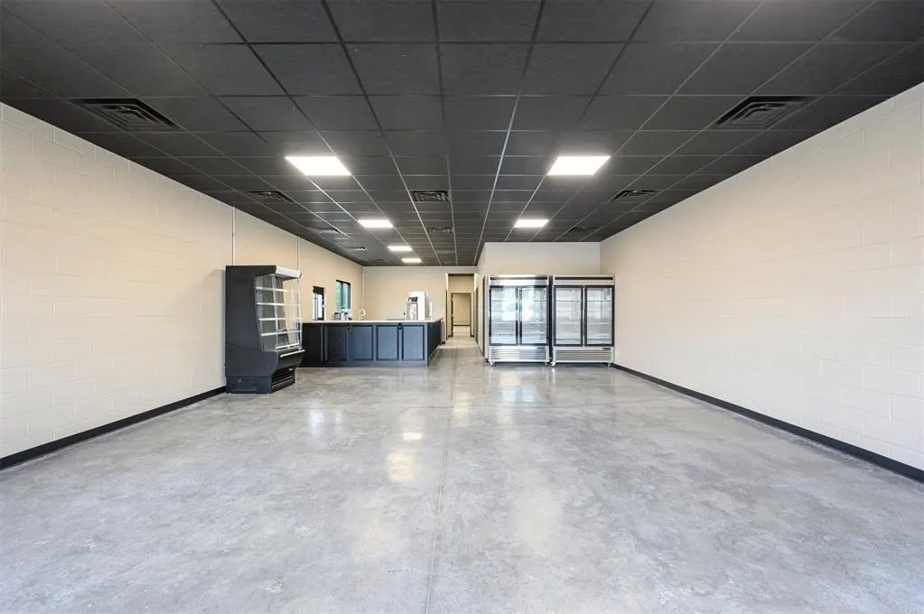 Photo 12 — 124 N Main Street, Broken Bow, OK 74728