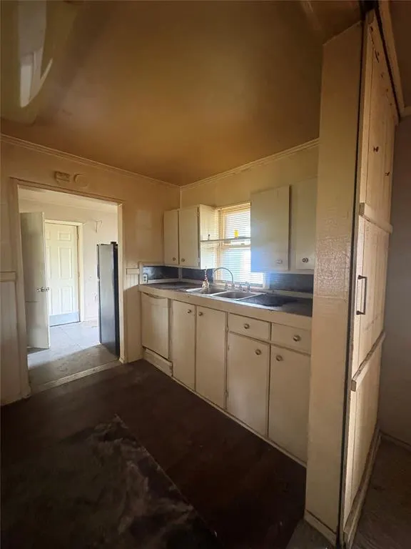 Photo 8 — 2527 SW 38th Street, Oklahoma City, OK 73119