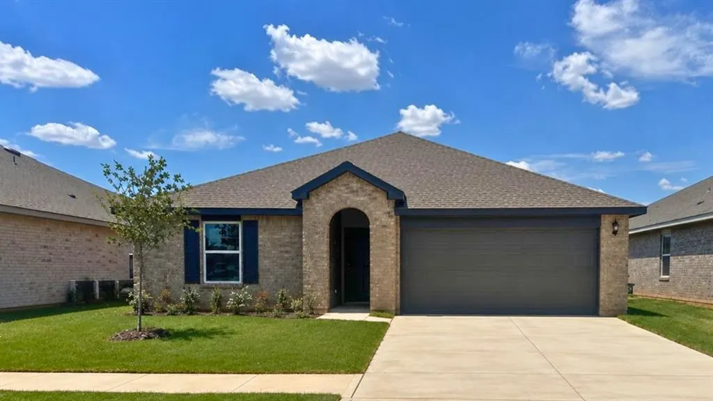 Front exterior — 16205 Cherokee Trail, Piedmont, OK 73078