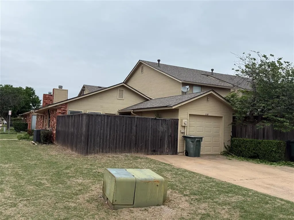 Photo 2 — 1113 Sequoyah Street F, Edmond, OK 73003