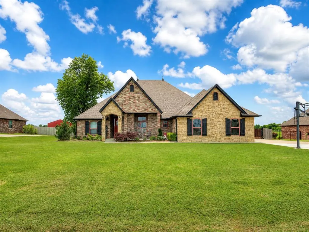 Photo 2 — 3388 NW 22nd Place, Newcastle, OK 73065