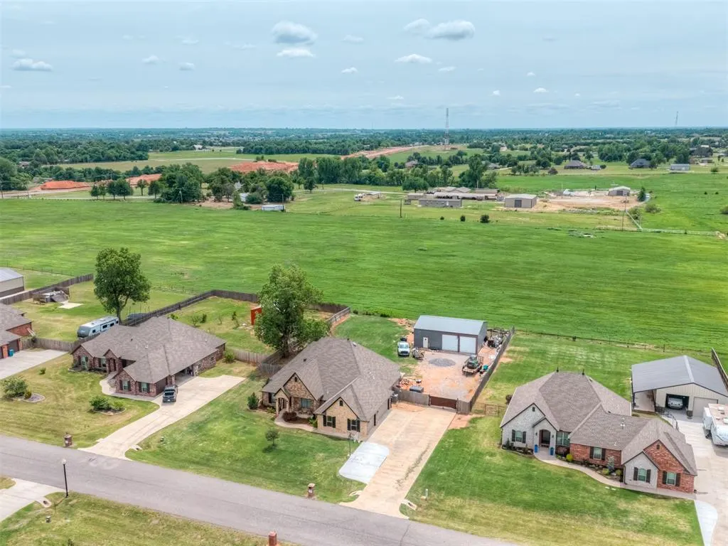 Photo 3 — 3388 NW 22nd Place, Newcastle, OK 73065