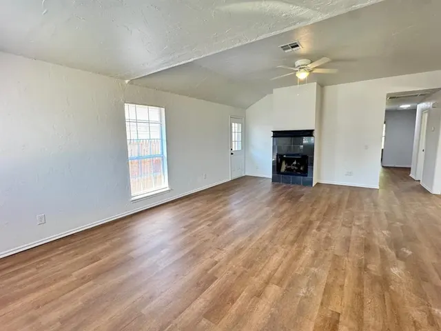 Photo 2 — 223 W 6th Street, Edmond, OK 73003