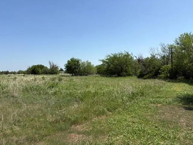 Photo 5 — N Stout Drive, Piedmont, OK 73078