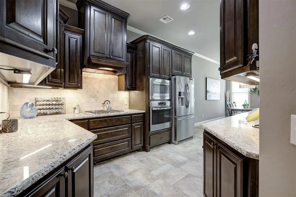 Photo 13 — 4405 SE 38th Street, Norman, OK 73071