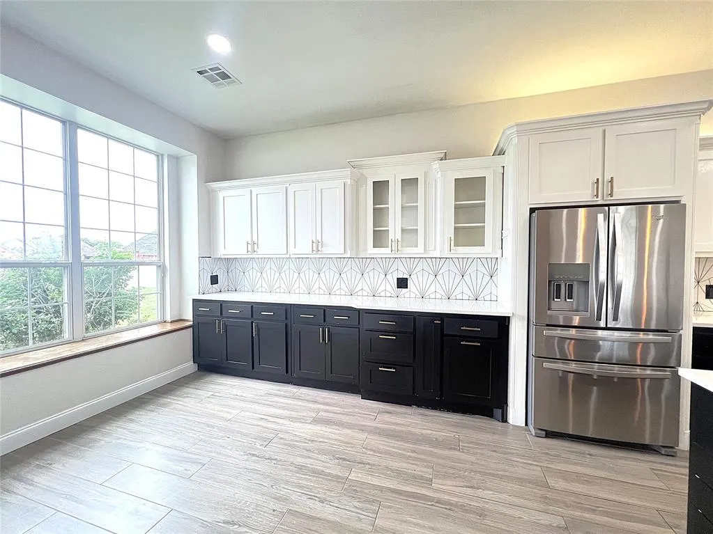 Photo 6 — 16700 Brewster Lane, Edmond, OK 73012
