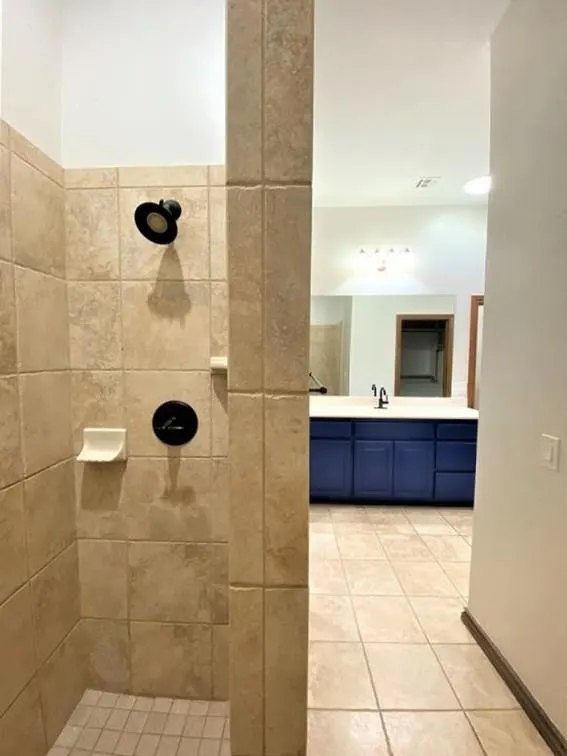 Photo 18 — 16700 Brewster Lane, Edmond, OK 73012