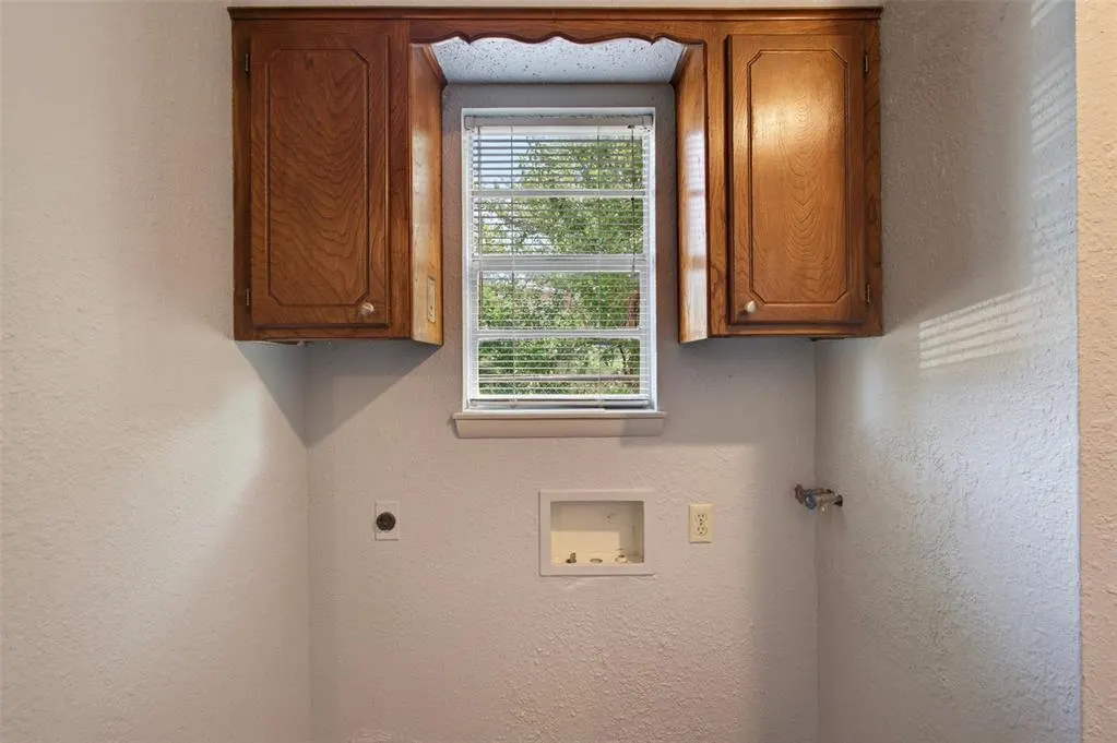 Photo 5 — 1222 W Broadway Avenue, Elk City, OK 73644