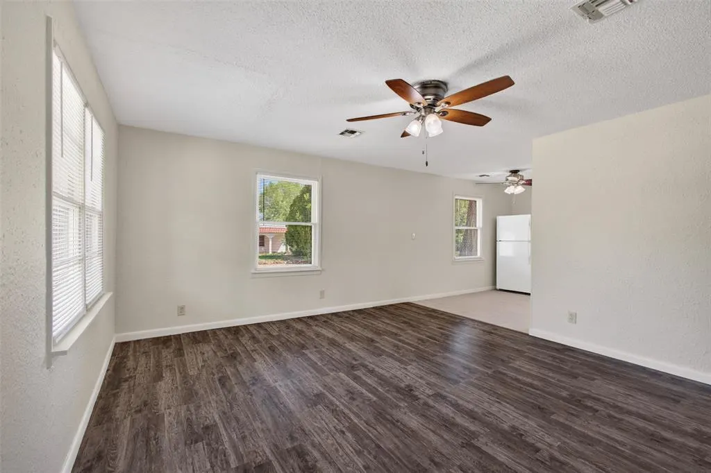Photo 11 — 1222 W Broadway Avenue, Elk City, OK 73644