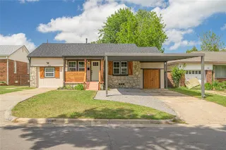 Sold home at 721 SW 49th Street